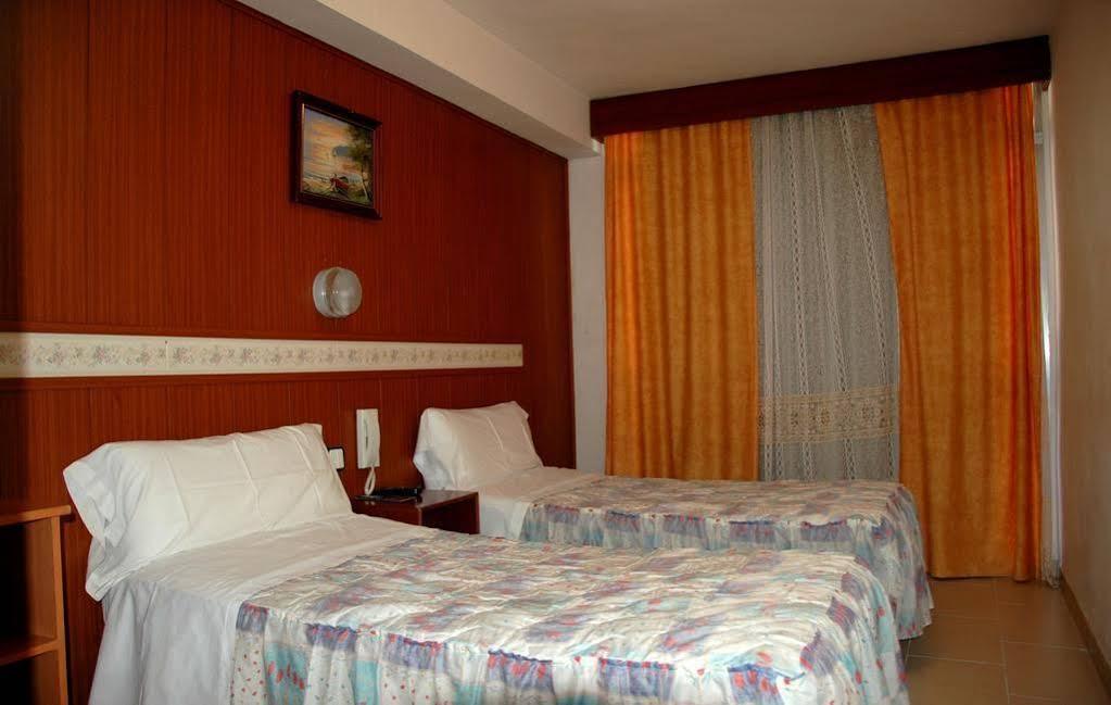 Pension Venecia Salou Ngoại thất bức ảnh