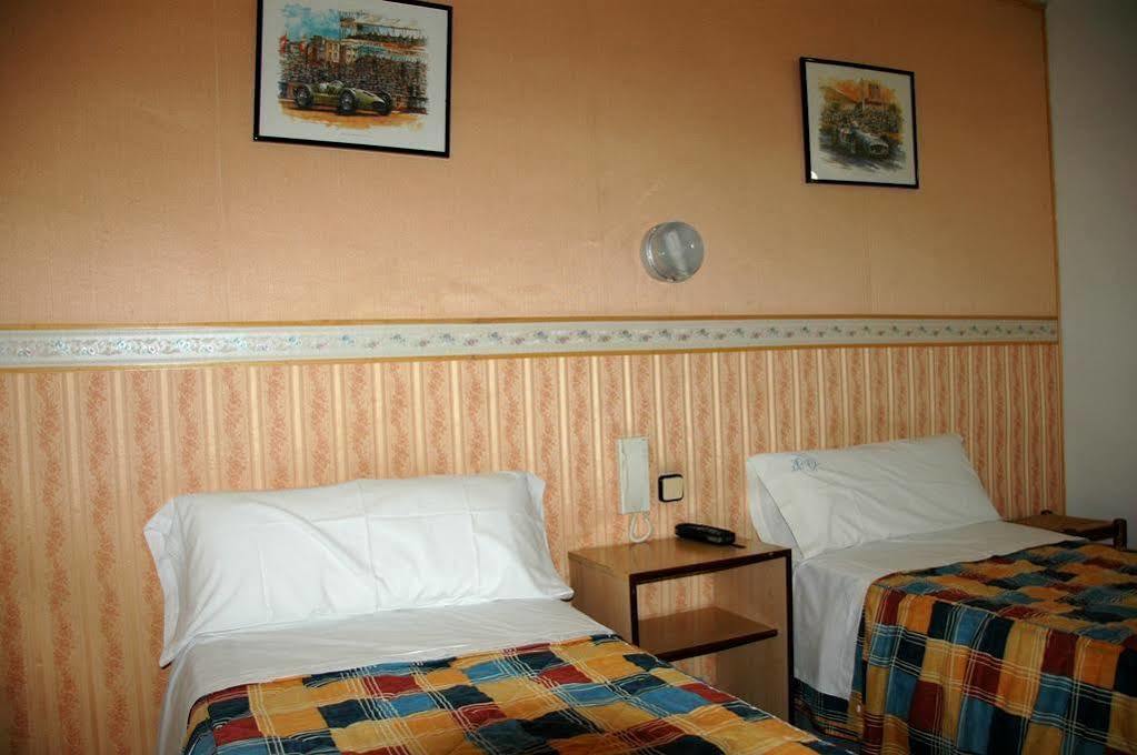 Pension Venecia Salou Ngoại thất bức ảnh