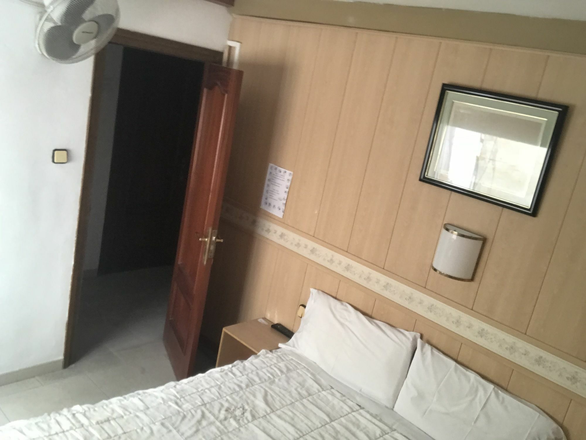Pension Venecia Salou Ngoại thất bức ảnh